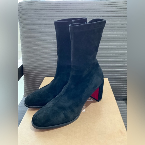 Christian Louboutin Size 39.5
Adoxa Stretch Suede Red-Sole Botties 70 - Picture 11 of 16